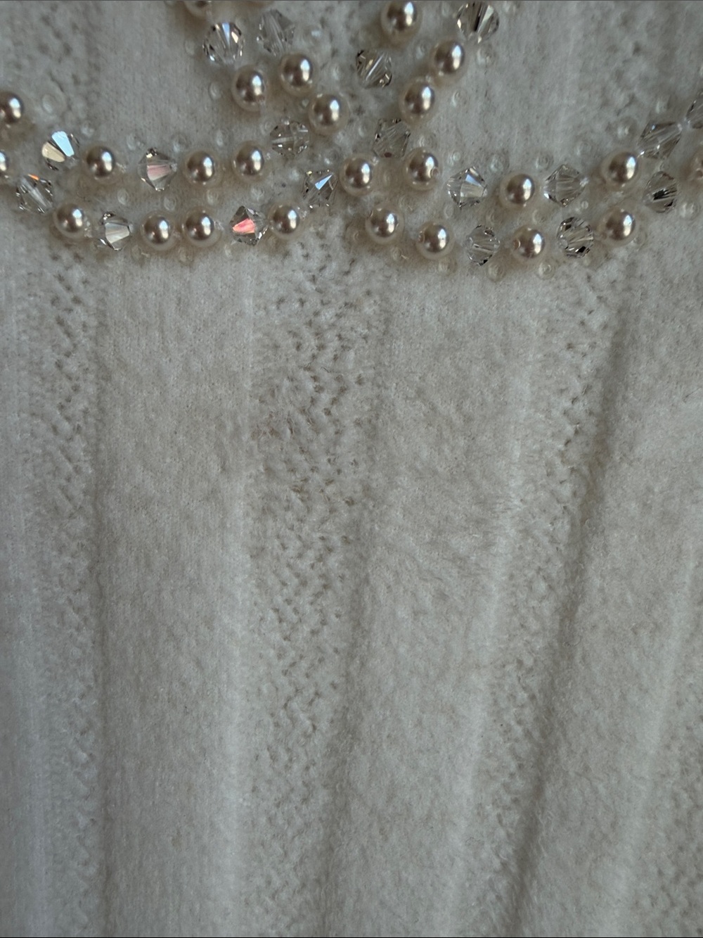 CHANEL White Ribbed Cashmere Crewneck Sweater with Embellished CC - Picture 6 of 9